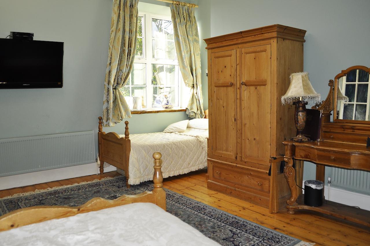 Highfield House Guesthouse Трим Номер фото